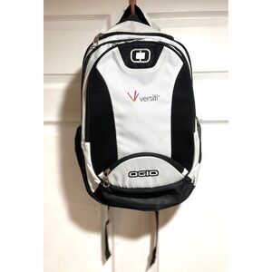 OGIO Versiti Backpack White Black Laptop Sleeve School Travel Commuter Bag